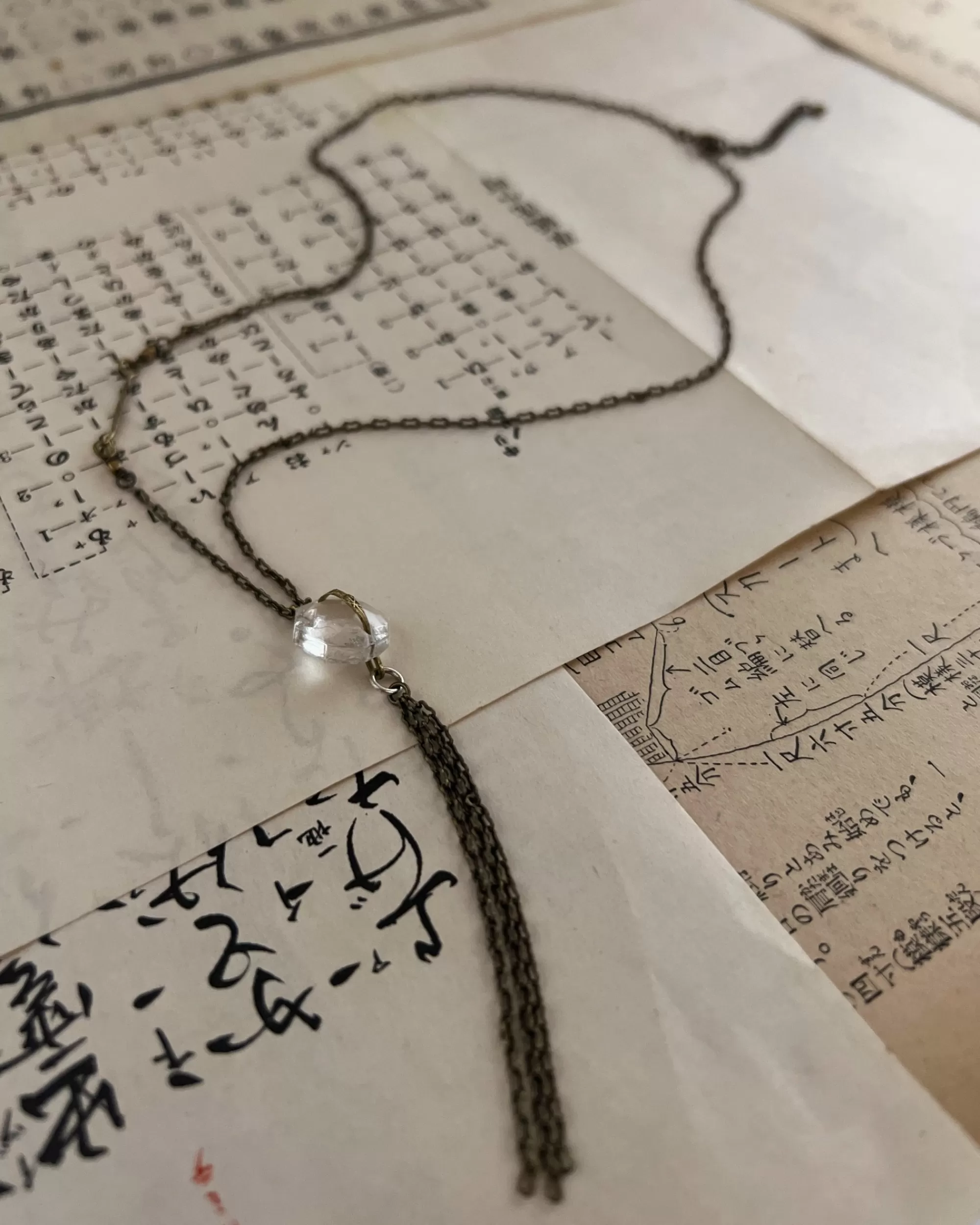 Clearance tabito : Vintage Brass And Chandelier Glass Necklace